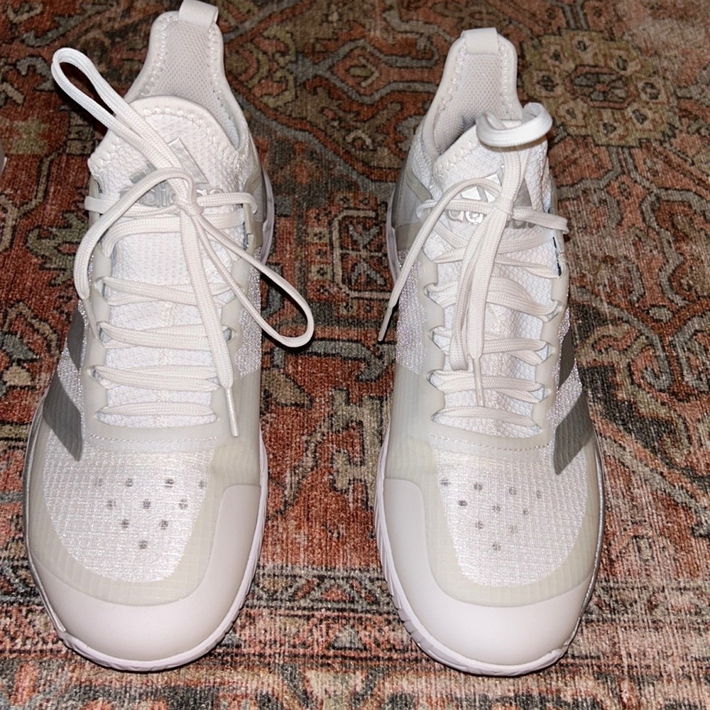 Adidas Adizero Ubersonic 4 Women’s Size 9